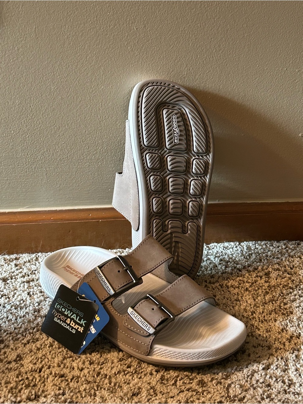 Skechers Hyper Burst Slide-Vida taupe leather sandals adjustable buckles size 5